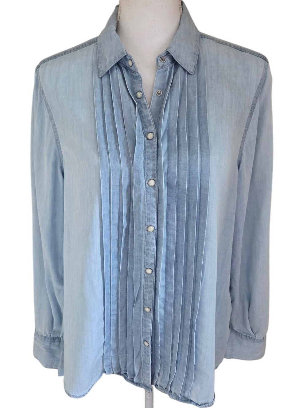 sundance catalog 100% tencel pleated tuxedo front western snap shirt size M